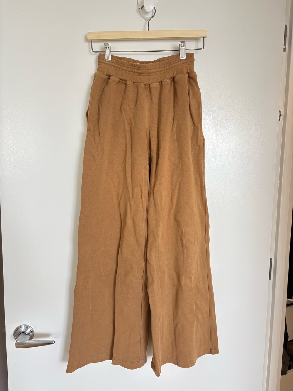 Wide-Leg Knit Pants in Caramel - Women